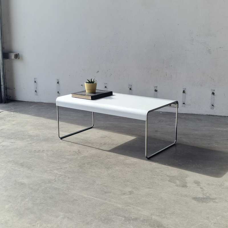 [p2725] Sofabord Cassina Metal høj 