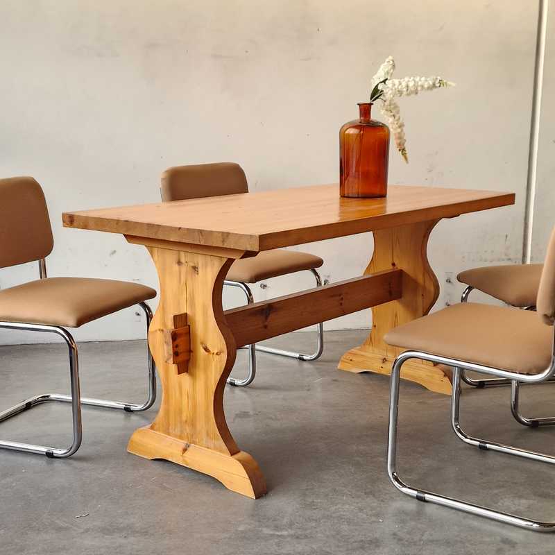 [p3380] Spisebord Fyrretræ