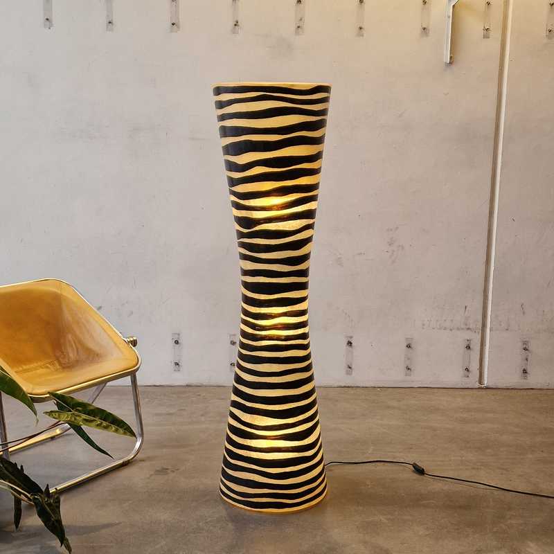 [p3472] Zebra Lampe Høj
