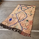 Marokkansk tæppe lyserød med blå stribe