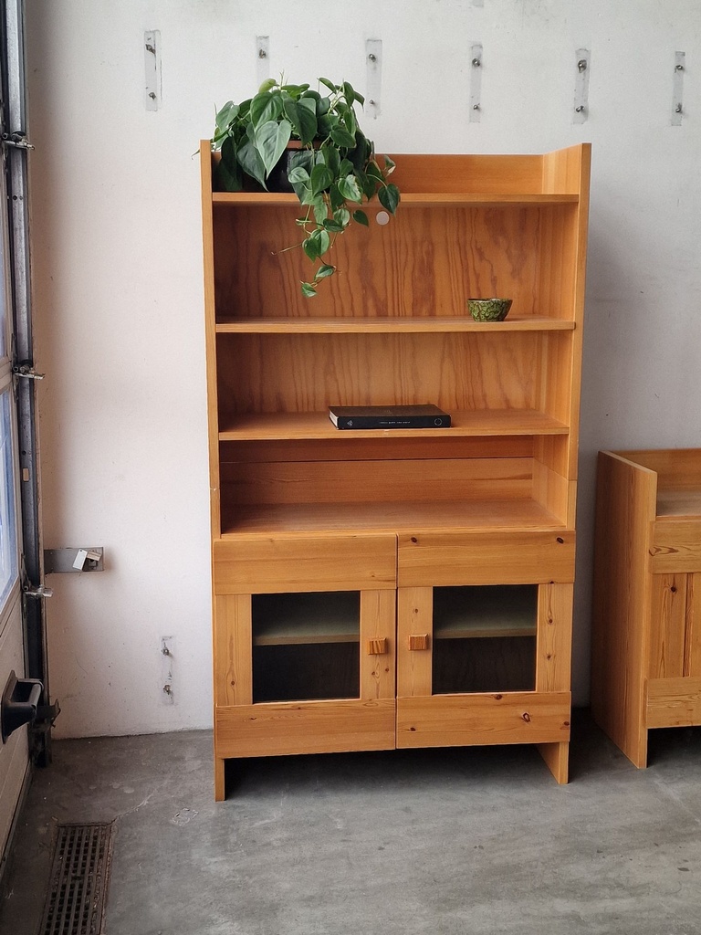 Reol fyrretræ 2 delt m. glaslåger 