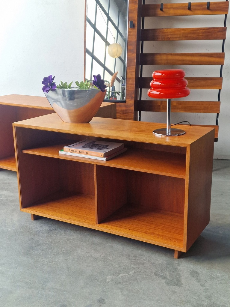 Skænk hylde/rum i teak 