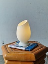 Bordlampe hvid glas