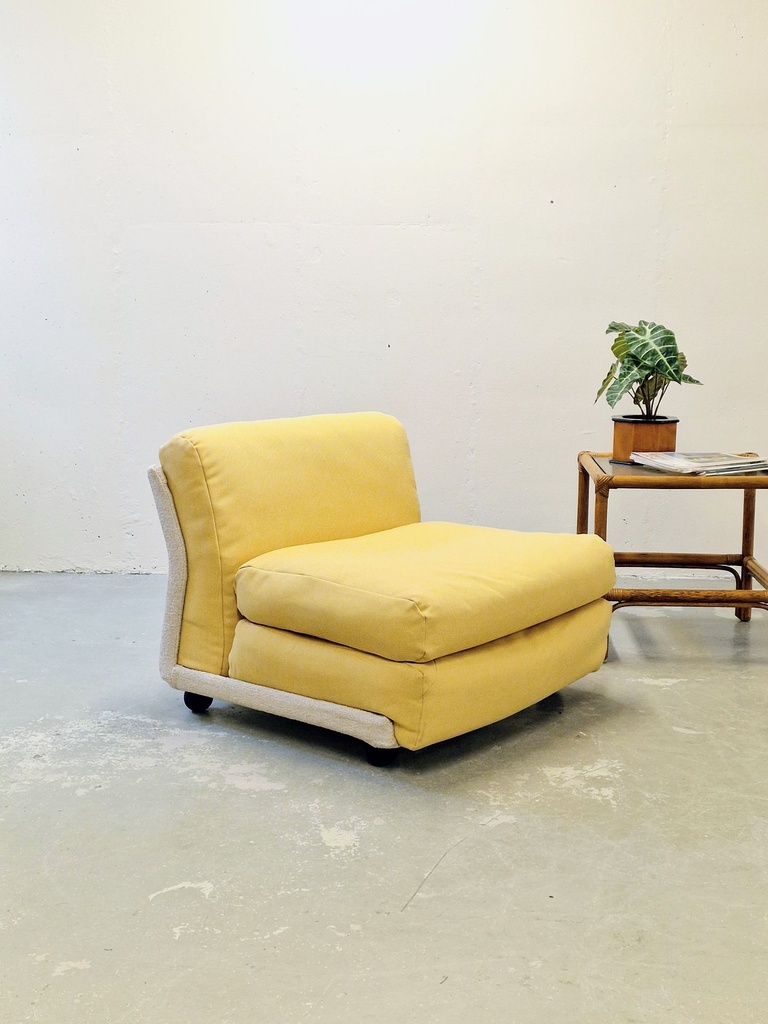 Loungestol Mario Bellini gul ompolstret